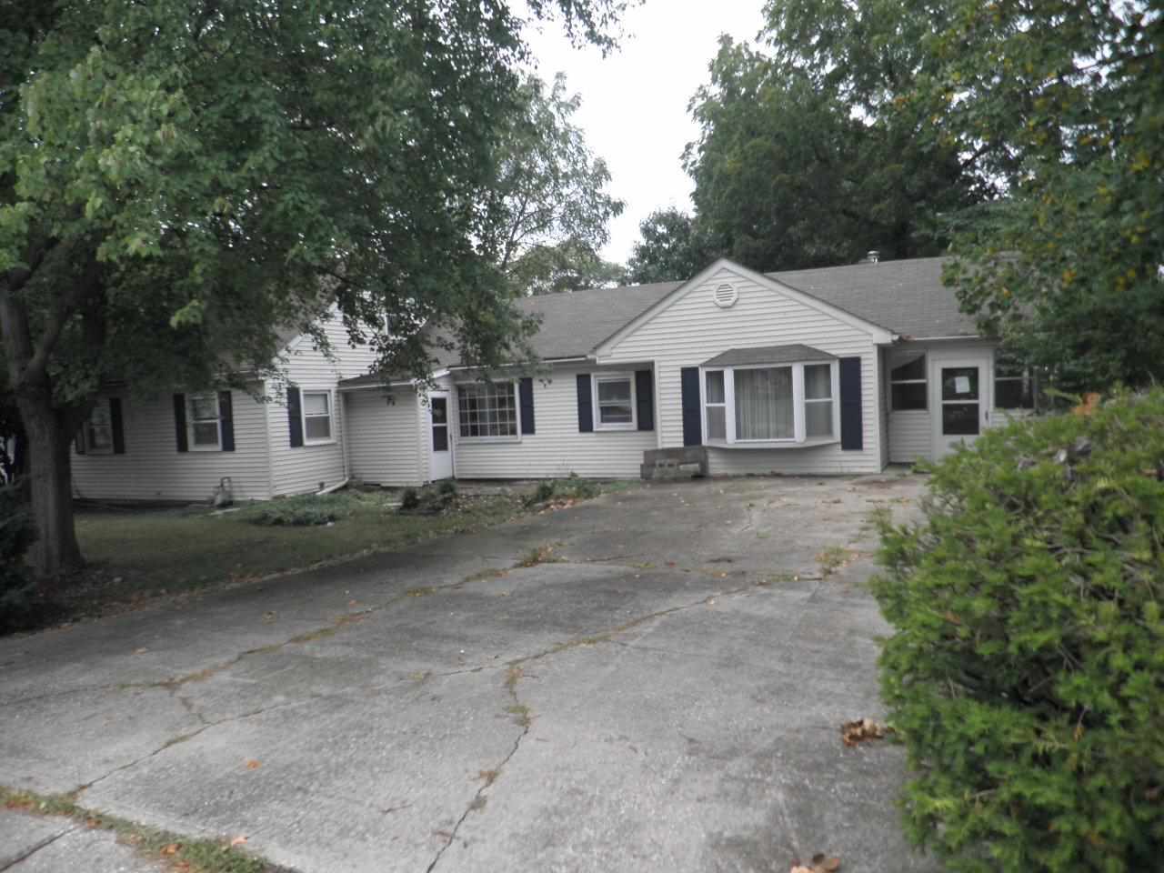 1911 Central Ave, Bedford, IN 47421 photo 1