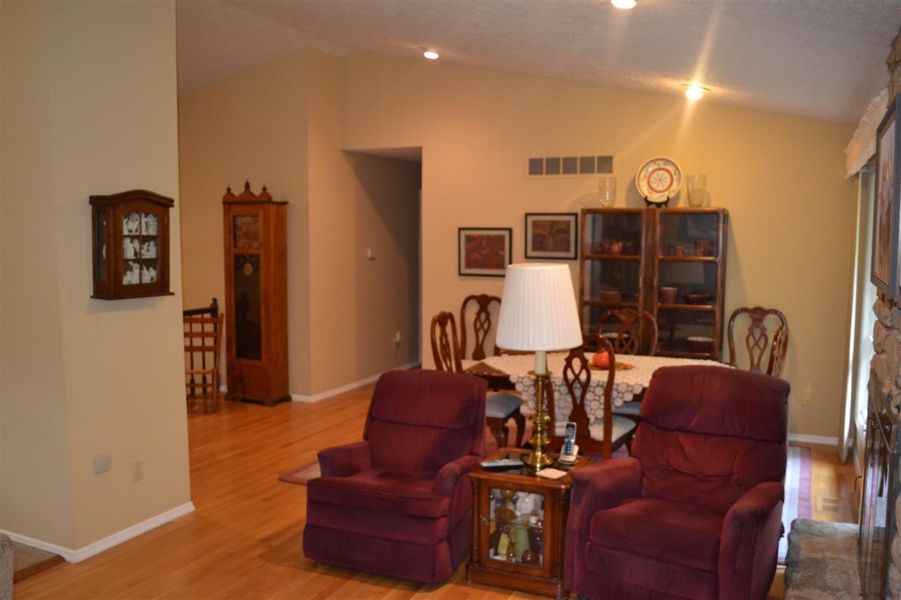 2009 S Berkley Ct, Bloomington, IN 47401 photo 16