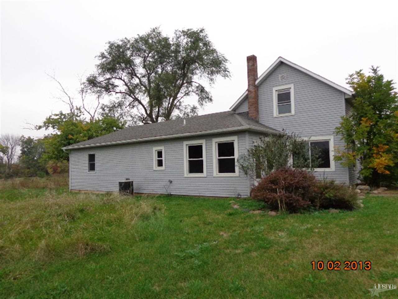 9296 N 300 W, Huntington, IN 46750 photo 2