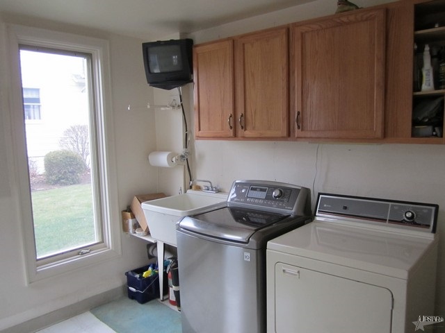 621 E 7th St, Auburn, IN 46706 photo 16