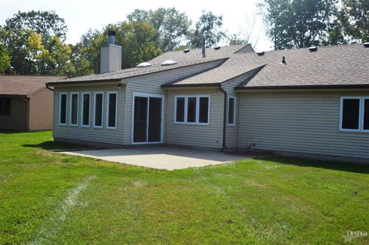8807 Amberly Dr, New Haven, IN 46774 photo 29
