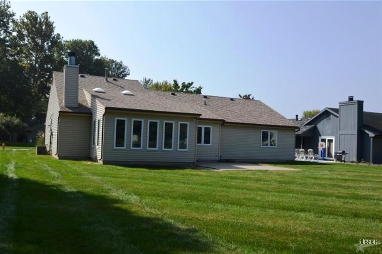 8807 Amberly Dr, New Haven, IN 46774 photo 27