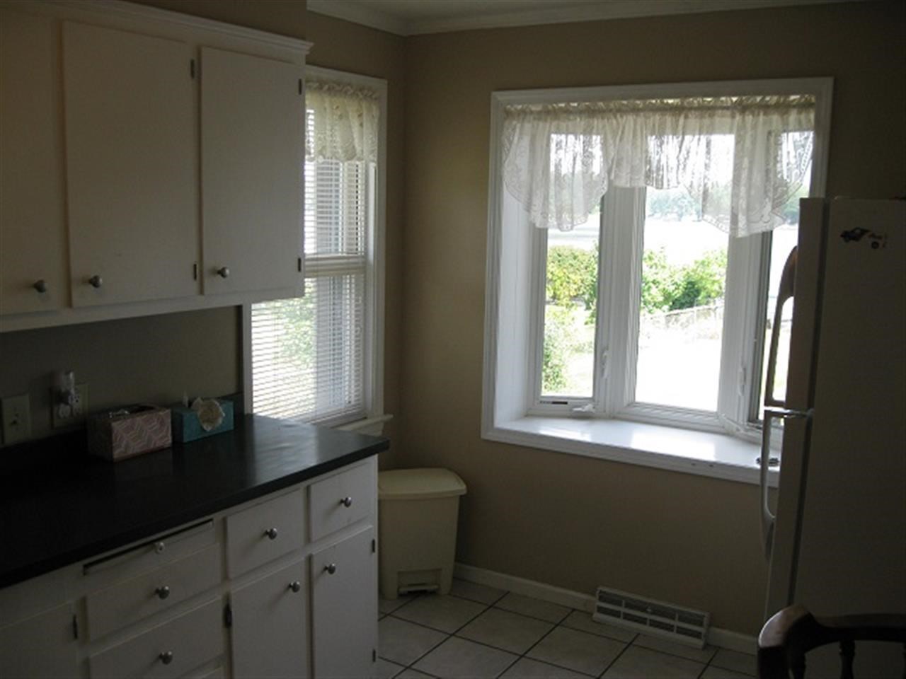 23047 Heaton Vis, Elkhart, IN 46514 photo 4