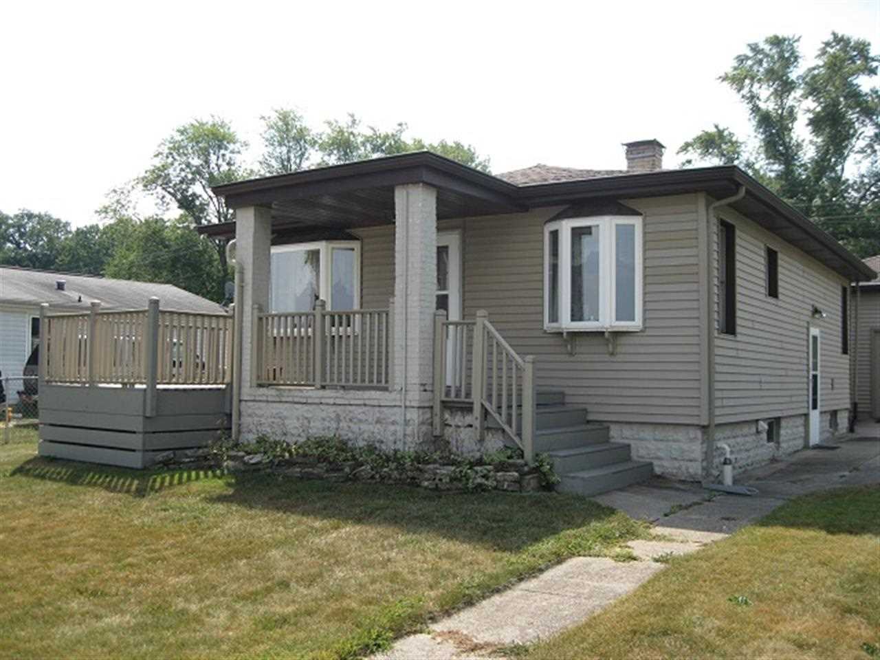 23047 Heaton Vis, Elkhart, IN 46514 photo 3