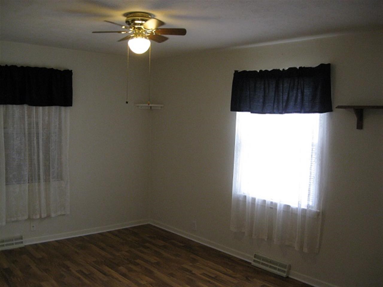 23047 Heaton Vis, Elkhart, IN 46514 photo 14