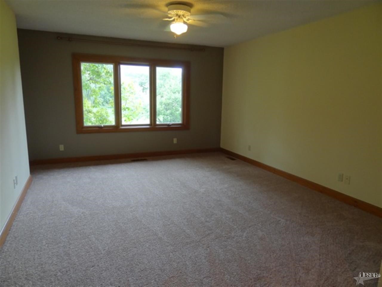 9323 Silverfox Dr, Fort Wayne, IN 46804 photo 11