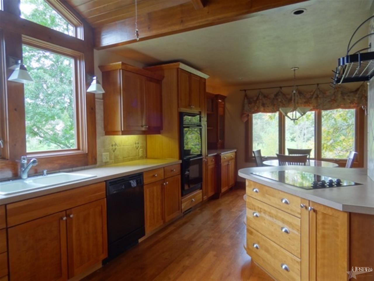 9323 Silverfox Dr, Fort Wayne, IN 46804 photo 8