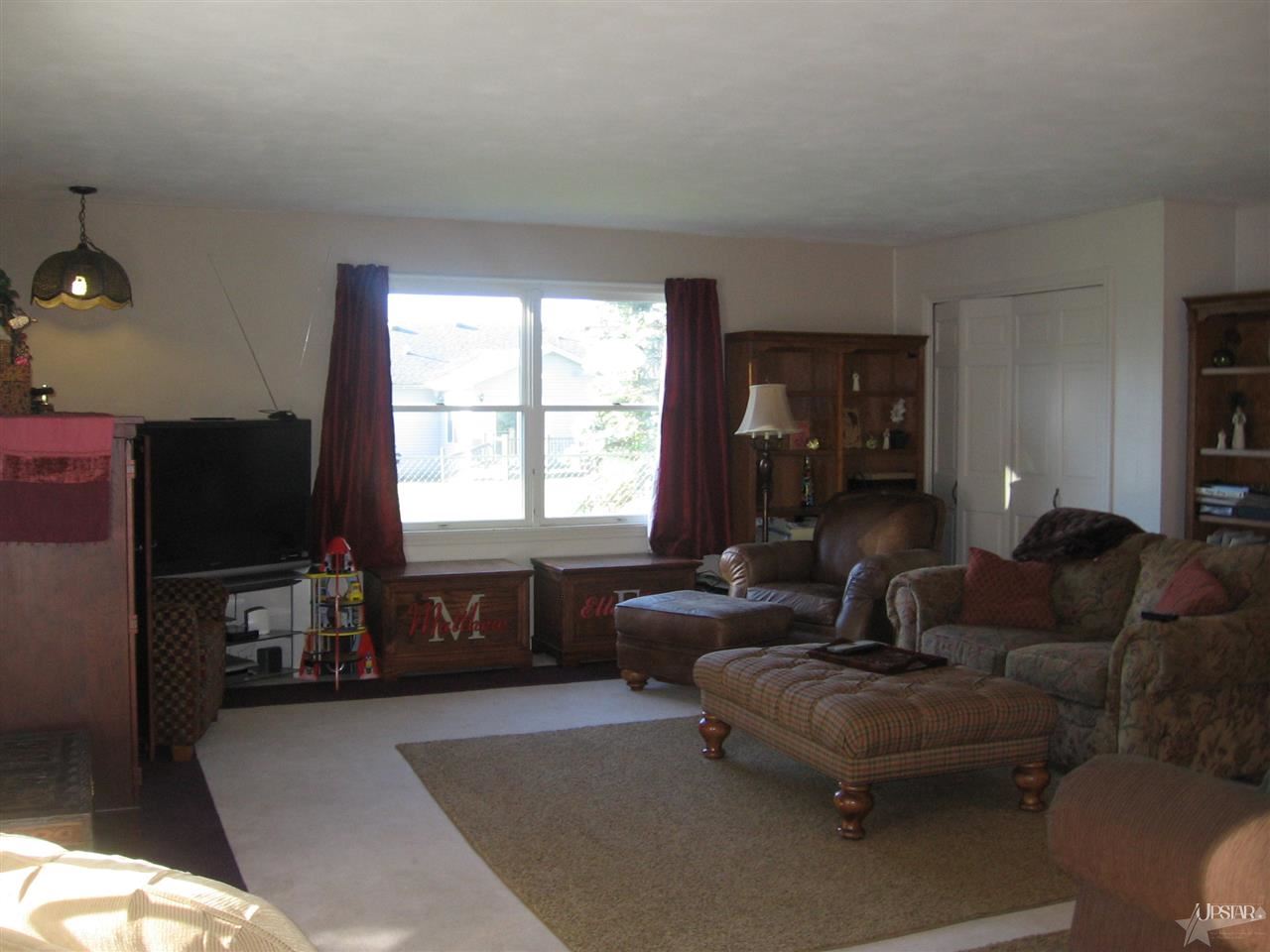 18 Barbara Dr, Columbia City, IN 46725 photo 6