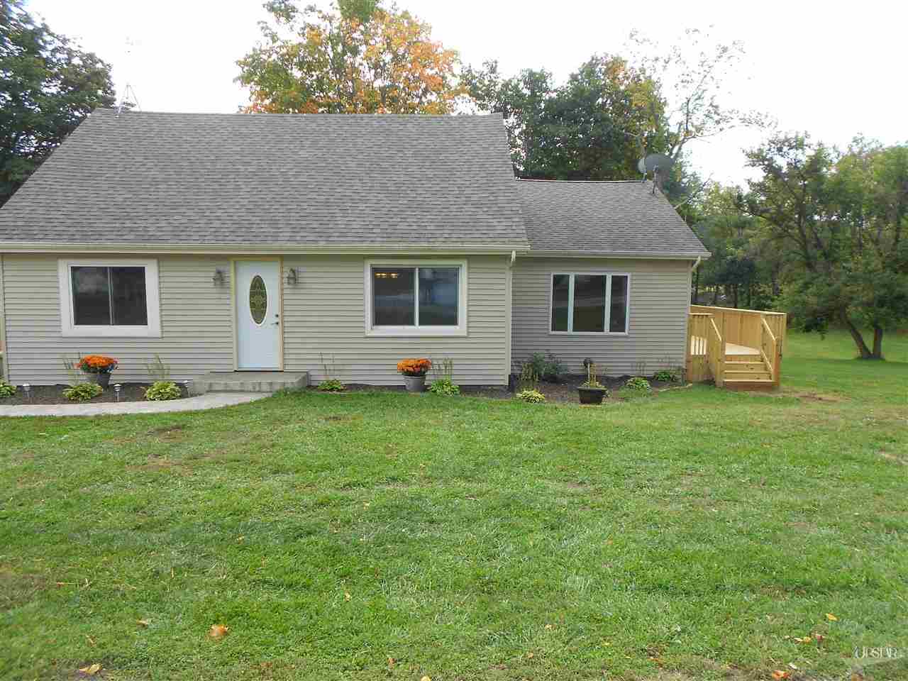 4461 W 750 N, Larwill, IN 46764 photo 1
