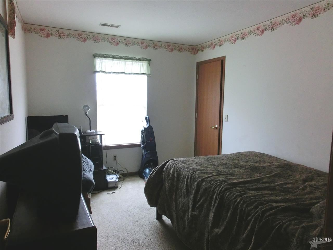 7922 Claridge Pl, Fort Wayne, IN 46825 photo 8