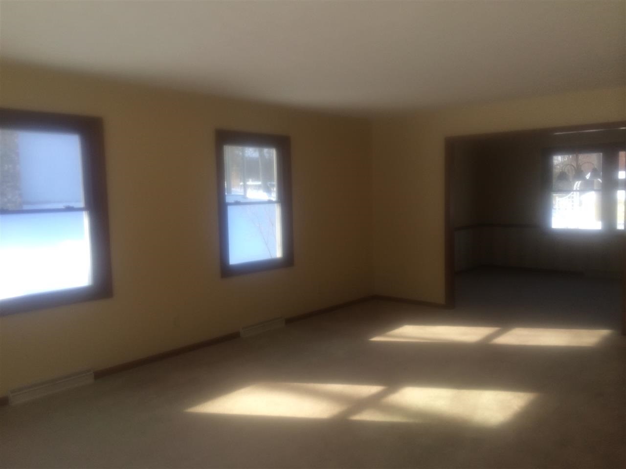 3610 S Eddington Dr, Bloomington, IN 47401 photo 2