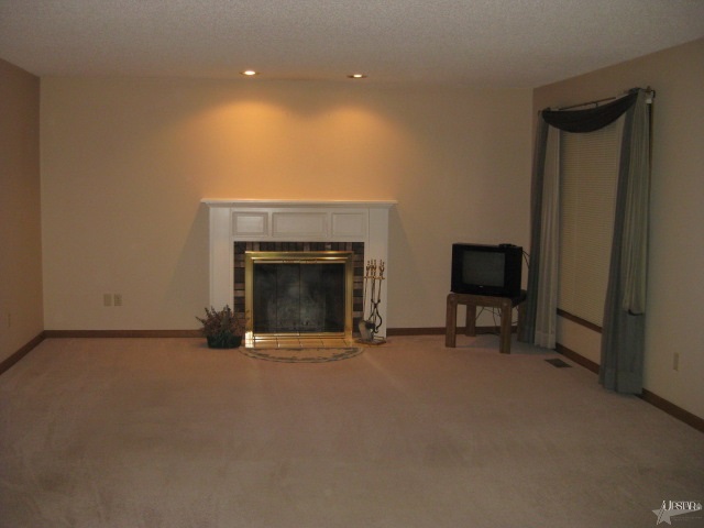 7928 Spruce Creek Pl, Fort Wayne, IN 46825 photo 8