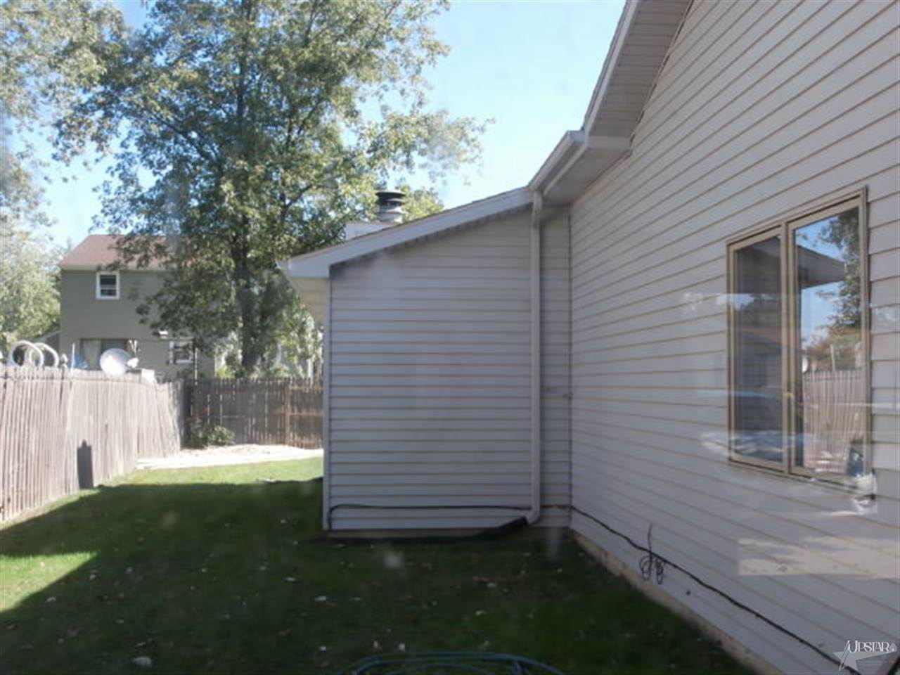 7632 Sunderland Dr, Fort Wayne, IN 46835 photo 5