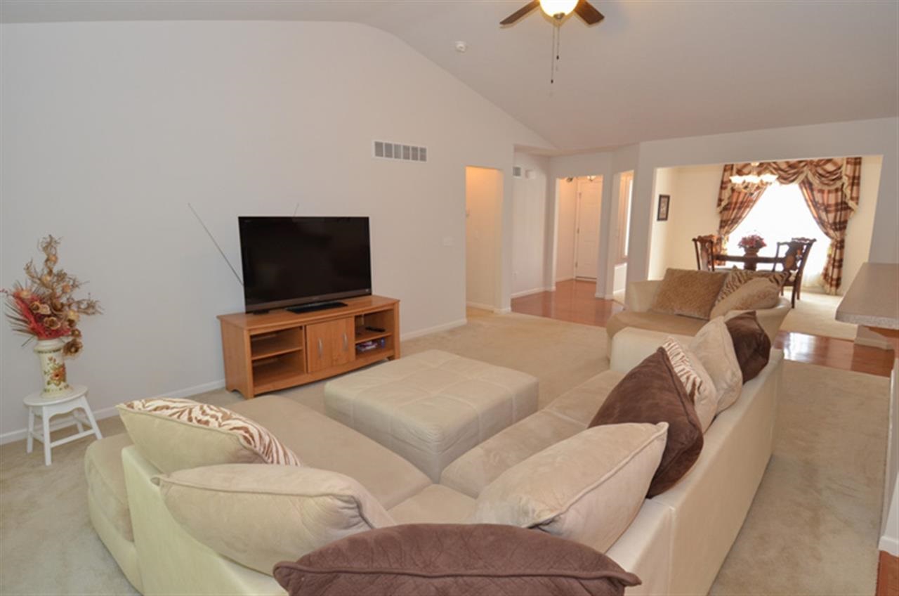18480 Madrid Ct, South Bend, IN 46637 photo 6
