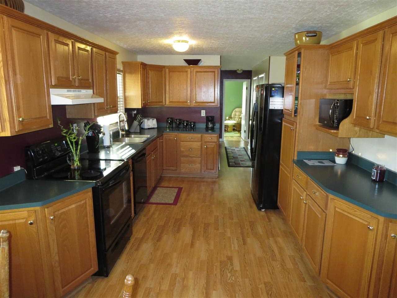 19390 Pasadena Ave, South Bend, IN 46614 photo 2