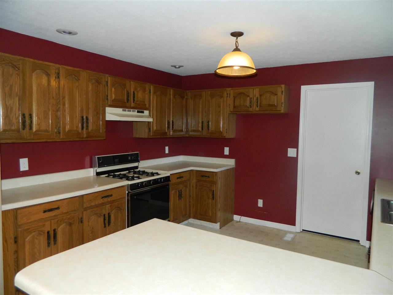 493 W Woodland Dr, Warsaw, IN 46582 photo 5