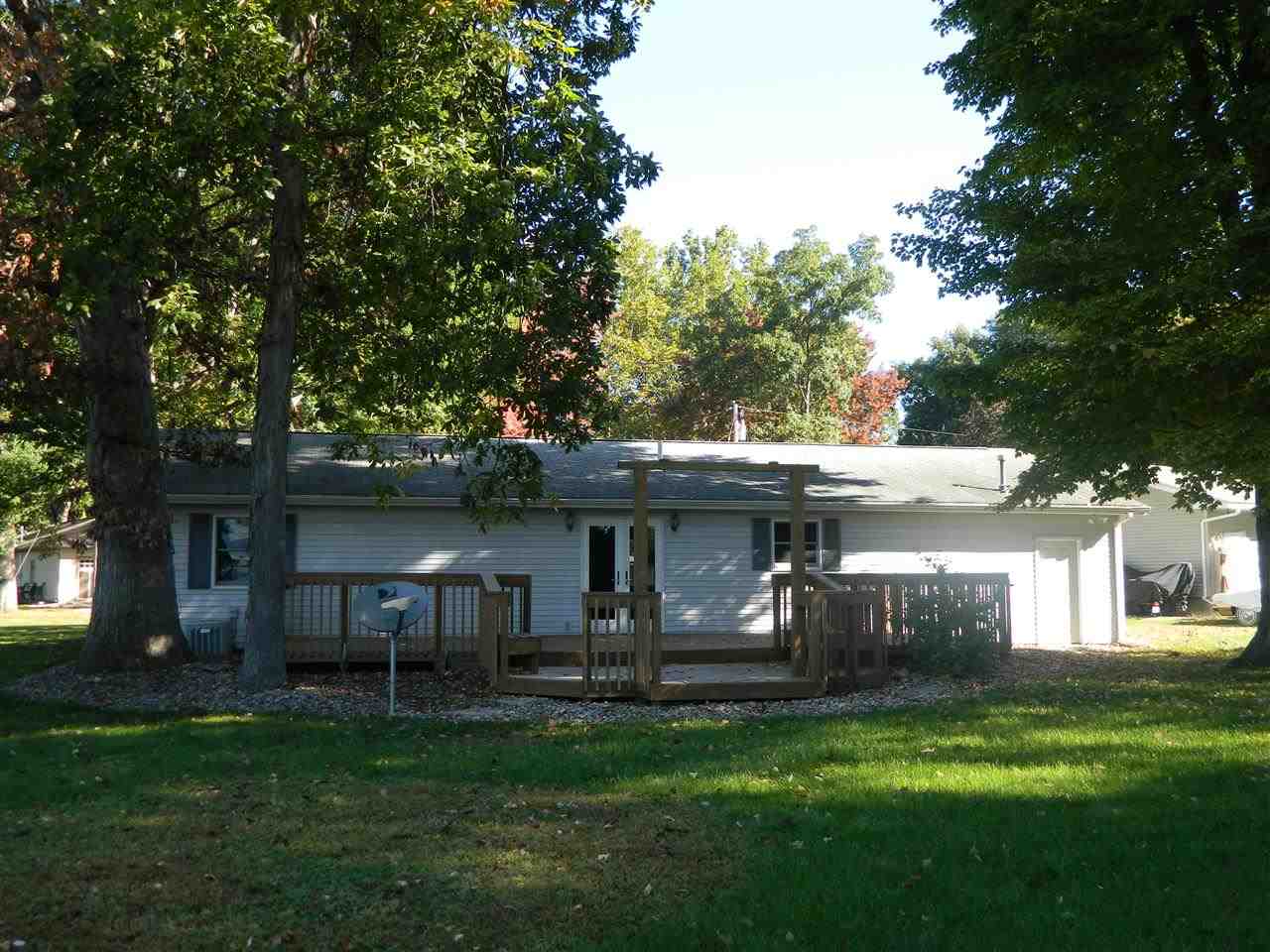 493 W Woodland Dr, Warsaw, IN 46582 photo 6