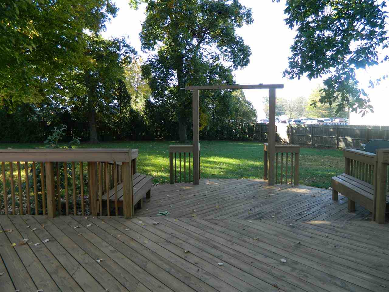 493 W Woodland Dr, Warsaw, IN 46582 photo 7