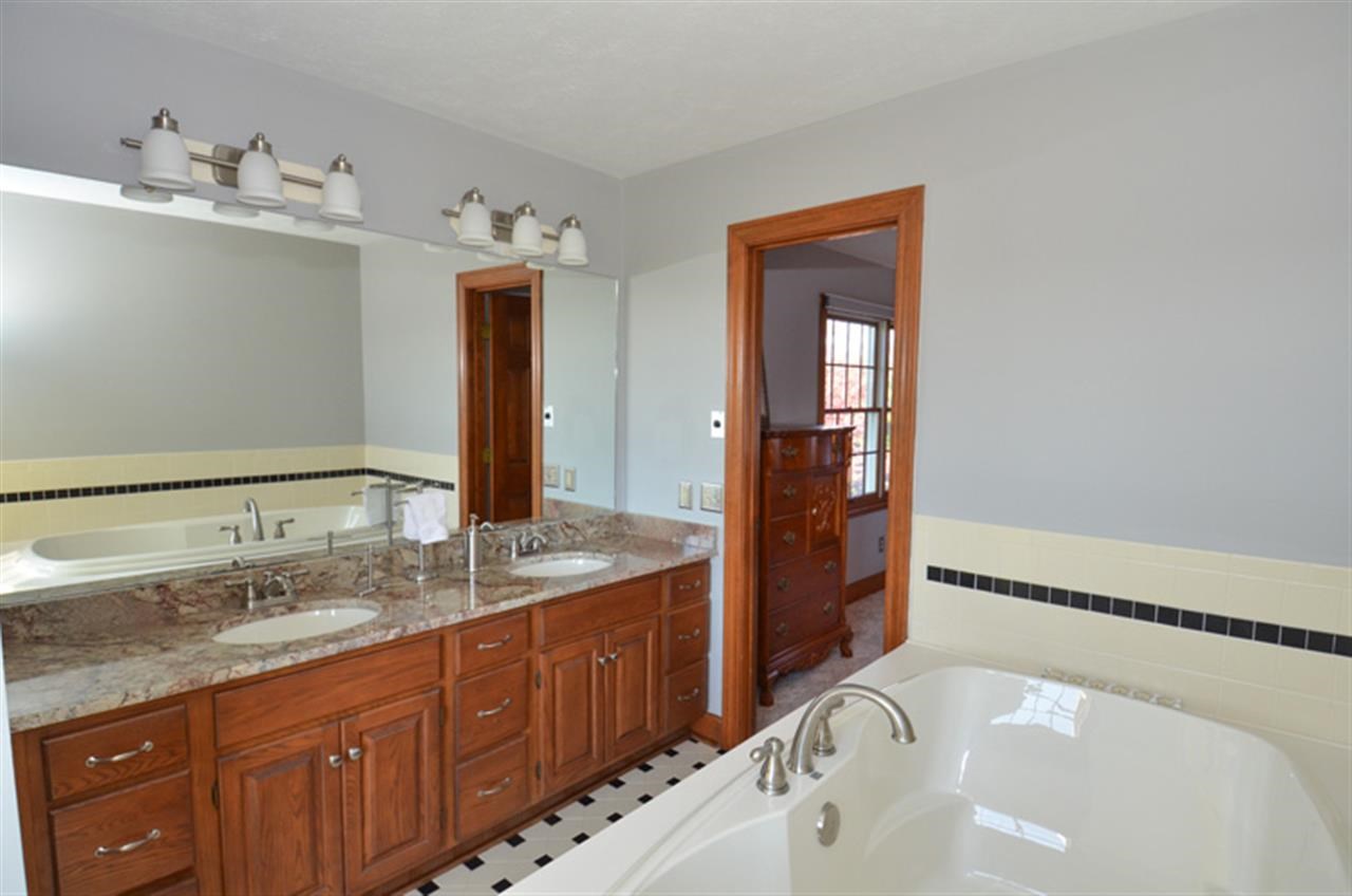 19401 Roosevelt Rd, South Bend, IN 46614 photo 14
