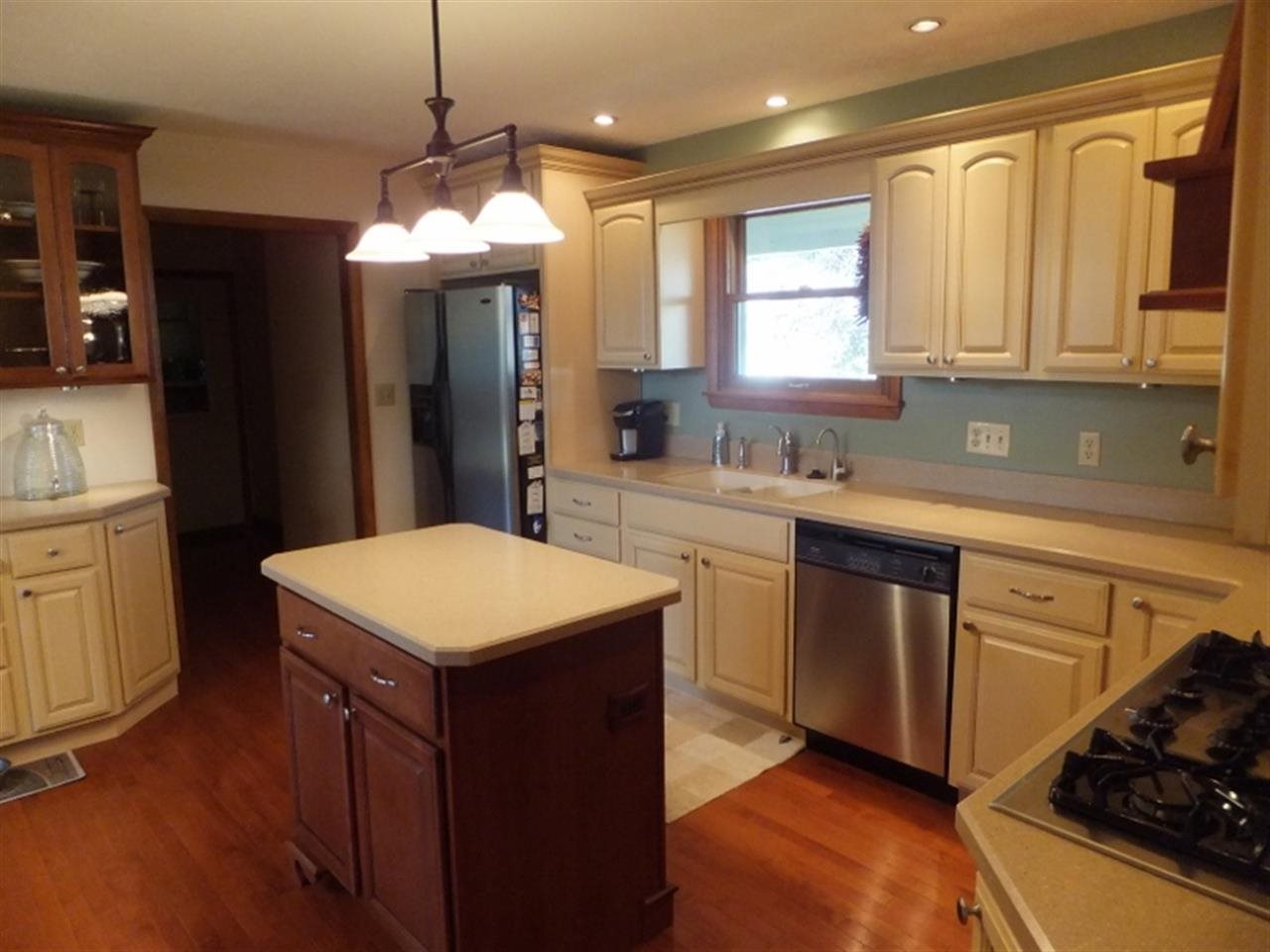 2304 Brookview Dr, Warsaw, IN 46580 photo 6