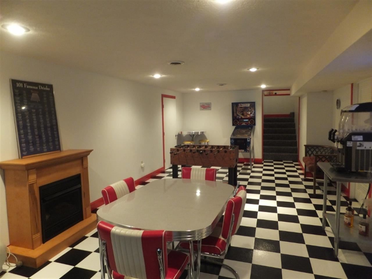 2304 Brookview Dr, Warsaw, IN 46580 photo 13