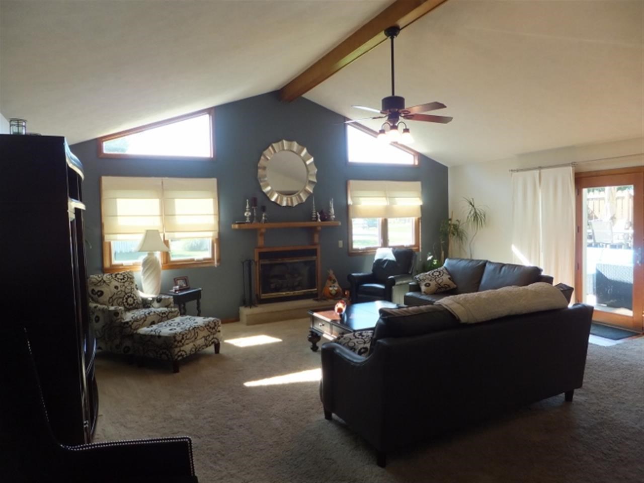 2304 Brookview Dr, Warsaw, IN 46580 photo 3