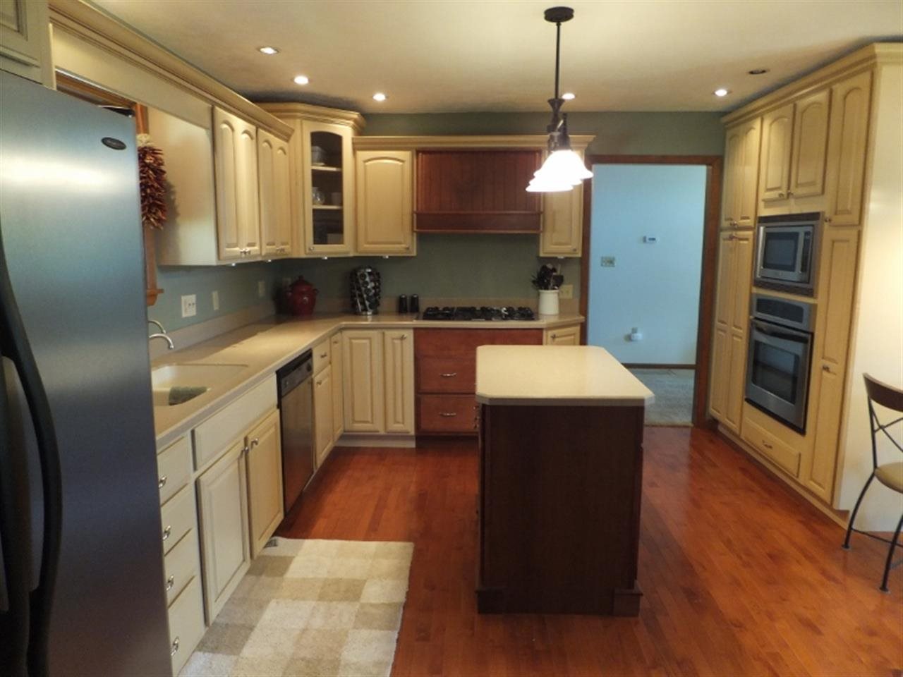2304 Brookview Dr, Warsaw, IN 46580 photo 5