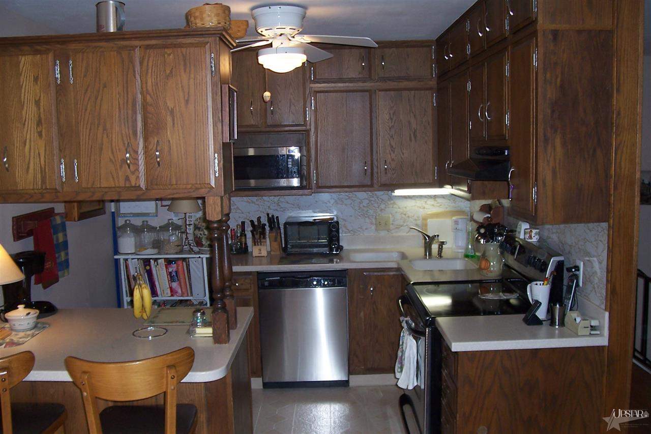 1718 Chochtimar Trl, Fort Wayne, IN 46808 photo 2