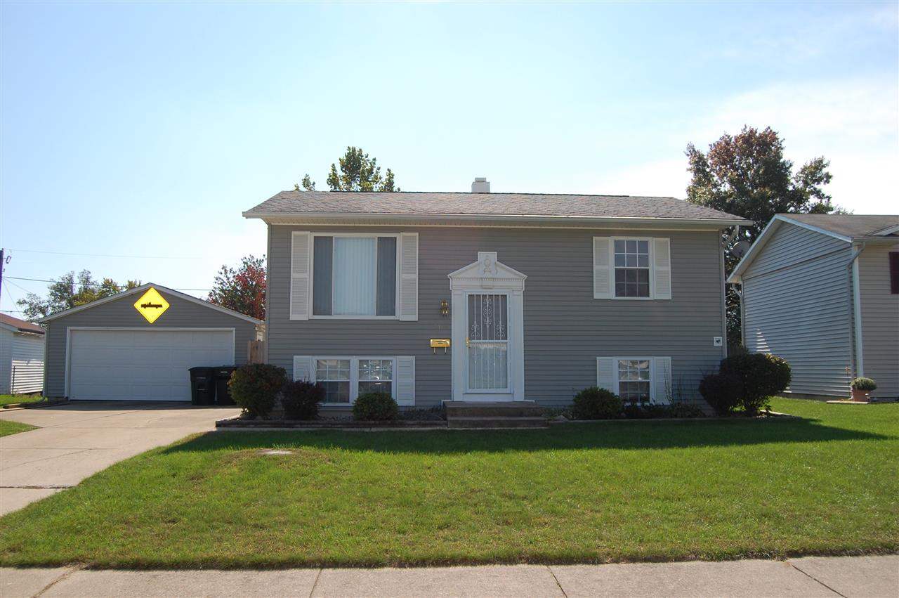 5124 Redbud Ln, South Bend, IN 46619 photo 2