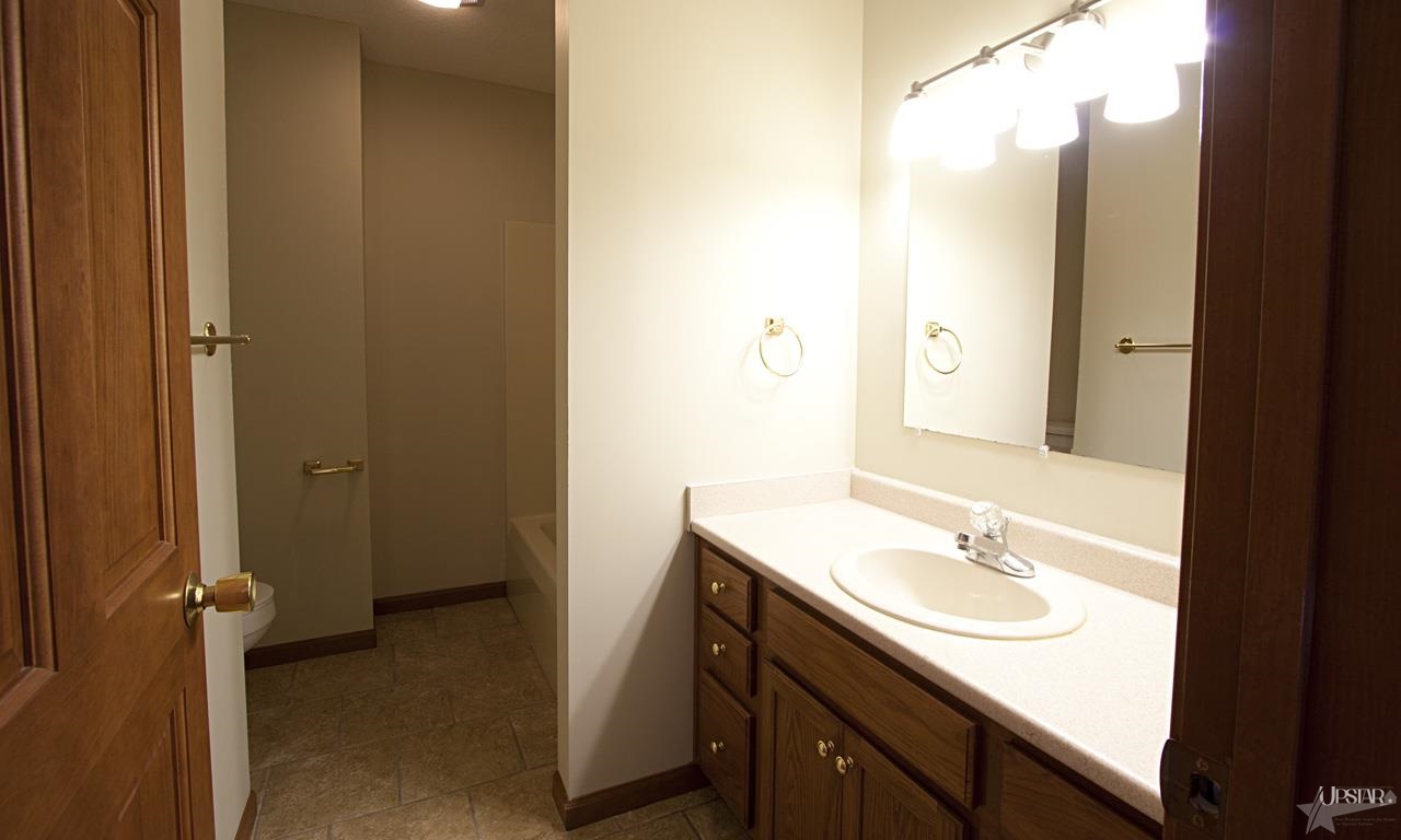 2205 Perry Trl, Fort Wayne, IN 46818 photo 26