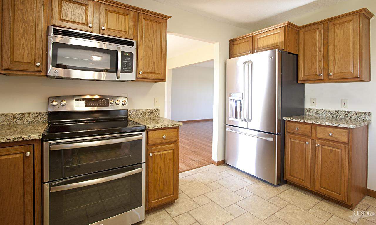 2205 Perry Trl, Fort Wayne, IN 46818 photo 13