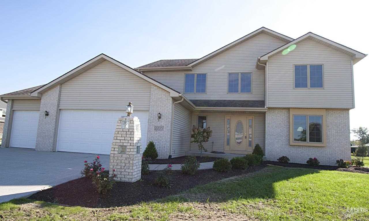 2205 Perry Trl, Fort Wayne, IN 46818 photo 2