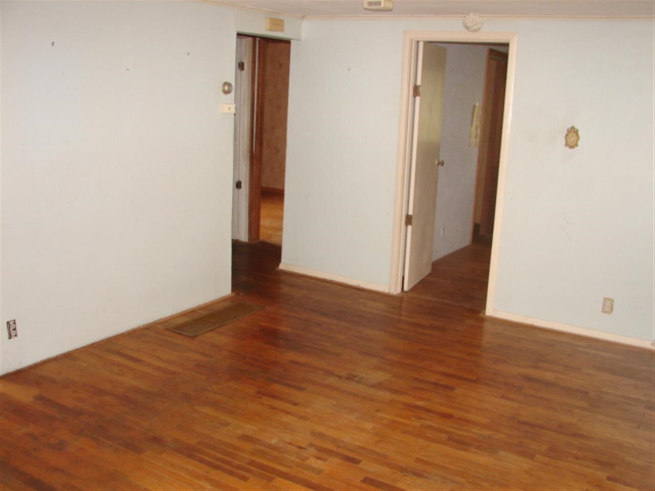 58350 Windsor Ave, South Bend, IN 46619 photo 4