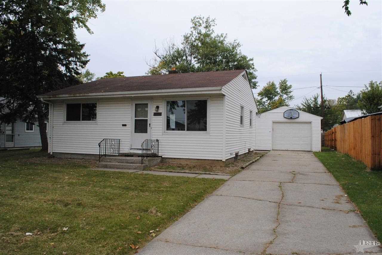 4912 S Harrison St, Fort Wayne, IN 46807 photo 1