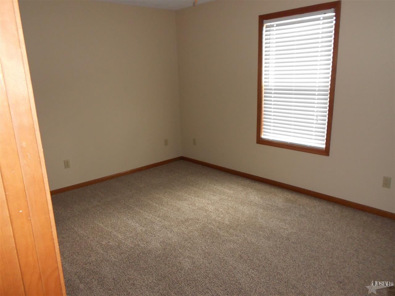 893 S Redstone Ct, Columbia City, IN 46725 photo 7
