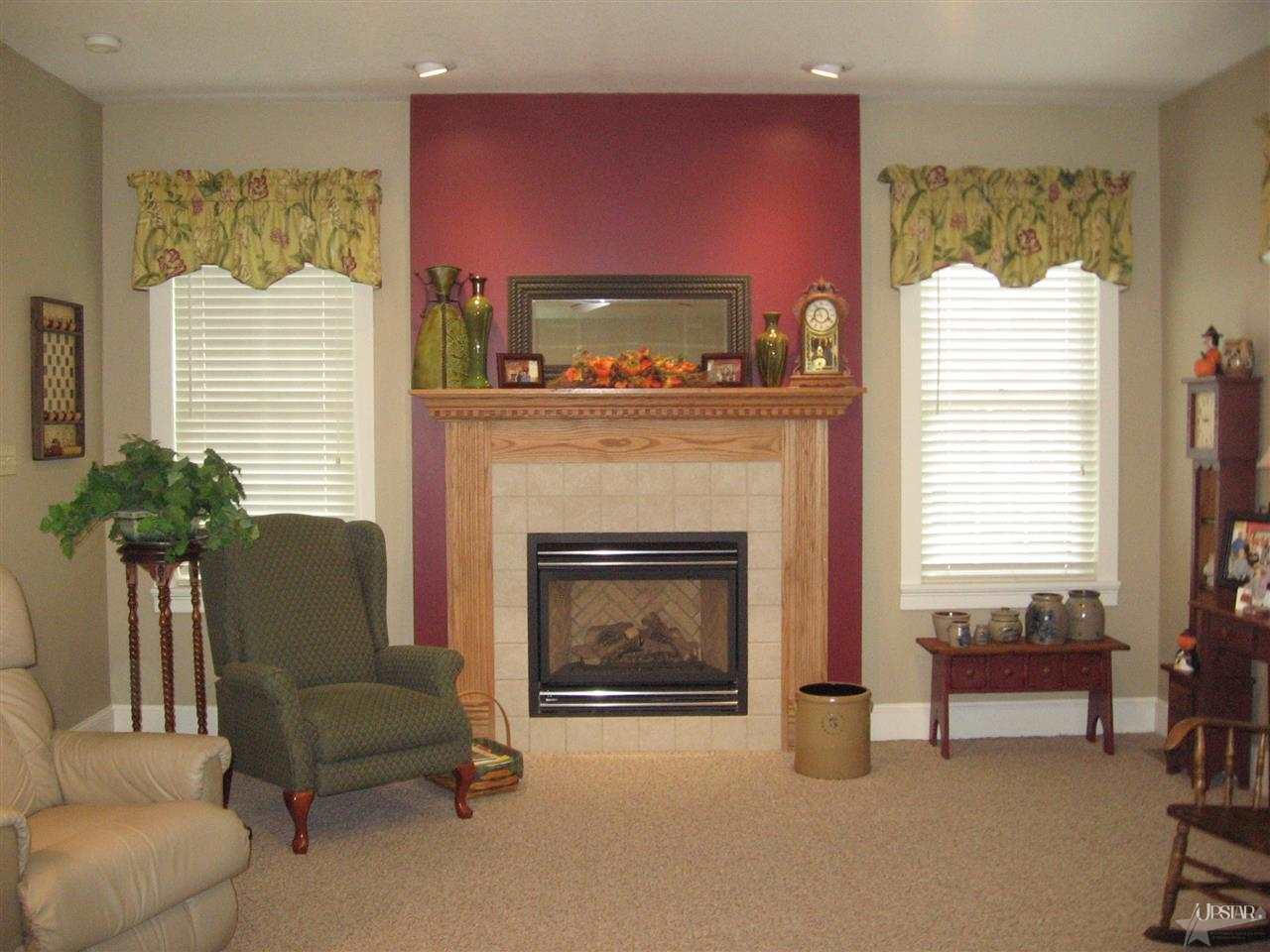 202 N Main St, South Whitley, IN 46787 photo 11