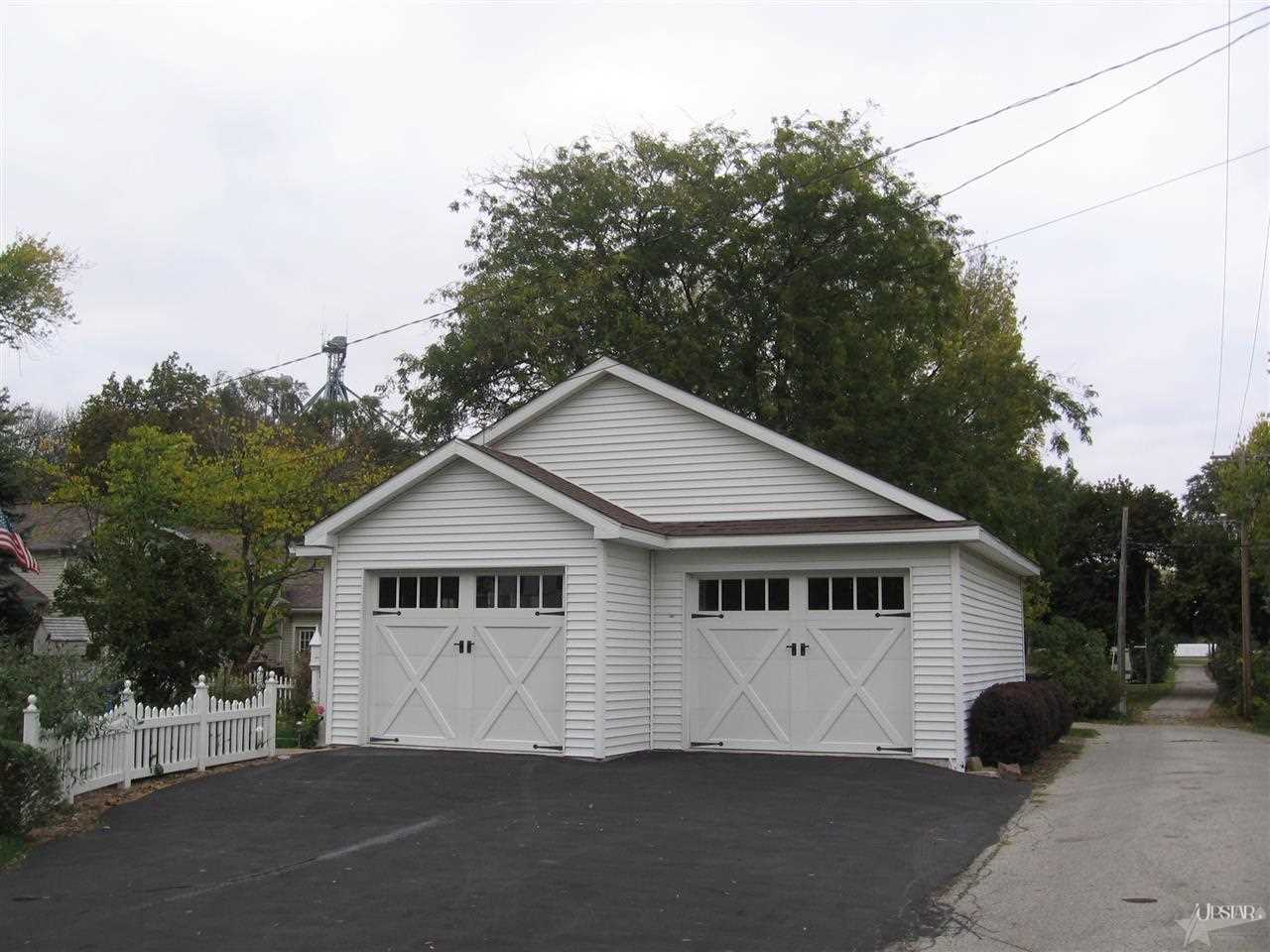 202 N Main St, South Whitley, IN 46787 photo 23