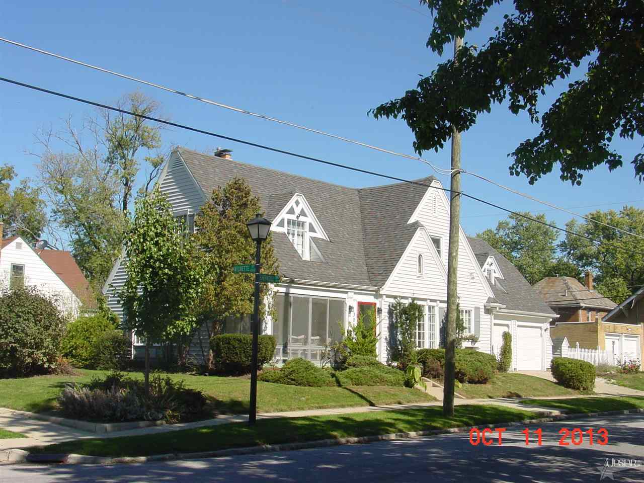 303 E Sherwood Ter, Fort Wayne, IN 46806 photo 1