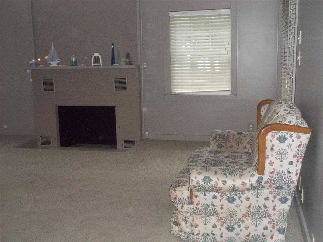 4268 Lakeshore Dr, Bremen, IN 46506 photo 7