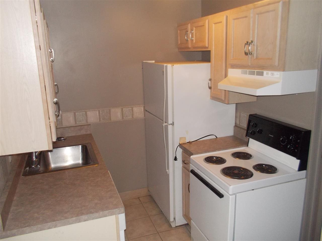 4268 Lakeshore Dr, Bremen, IN 46506 photo 3