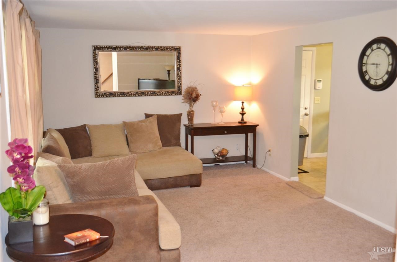 6330 Pawawna Dr, Fort Wayne, IN 46815 photo 9