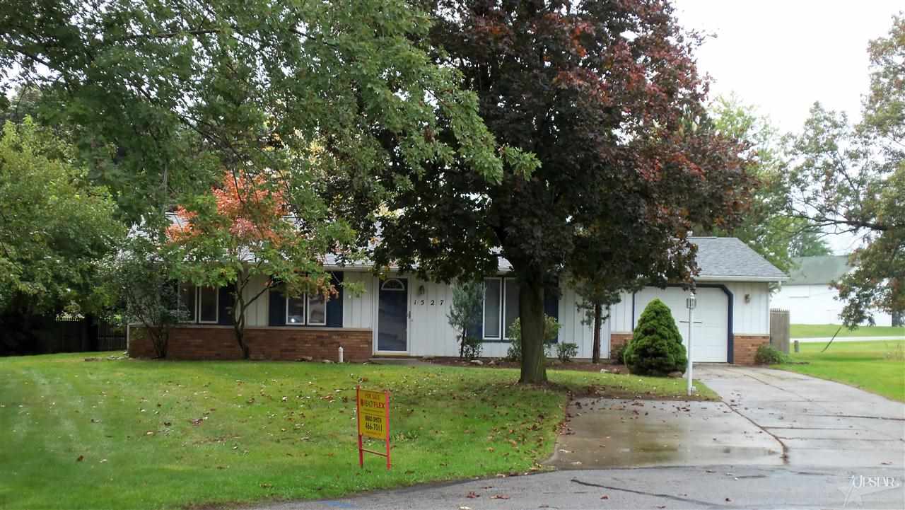 1527 Greentee Ct, Fort Wayne, IN 46845 photo 1