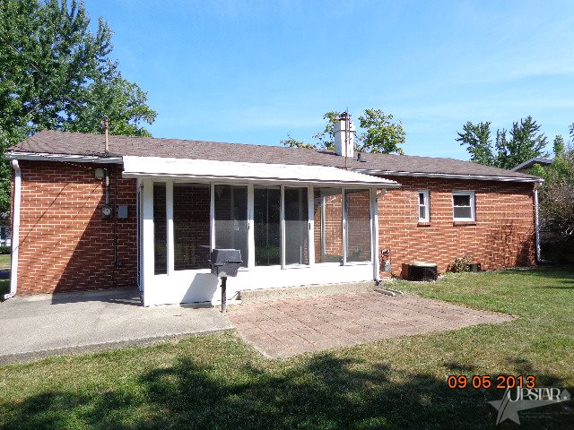 16 Jeffrey Dr, Columbia City, IN 46725 photo 4