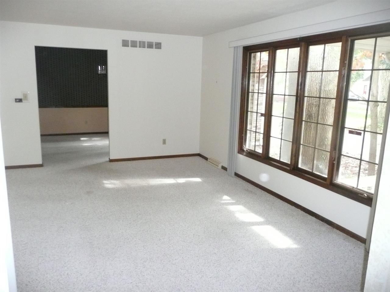 51877 N Shoreham Ct, South Bend, IN 46637 photo 7