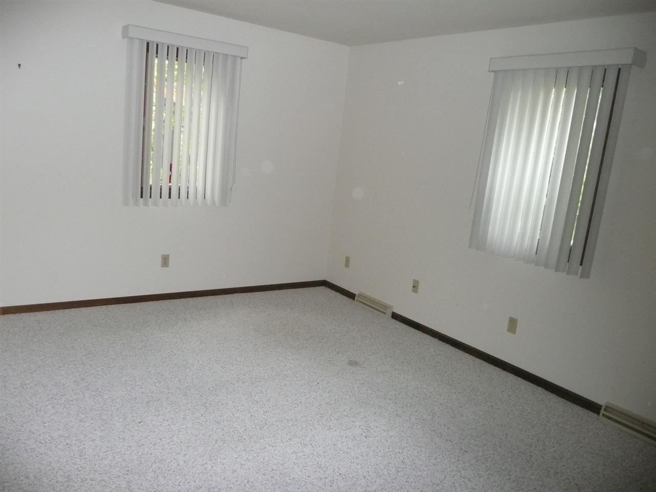 51877 N Shoreham Ct, South Bend, IN 46637 photo 17