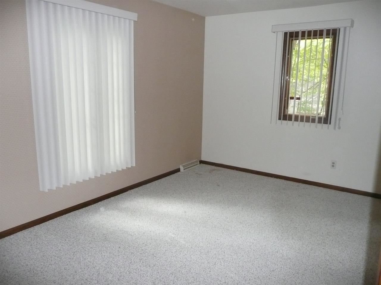 51877 N Shoreham Ct, South Bend, IN 46637 photo 9
