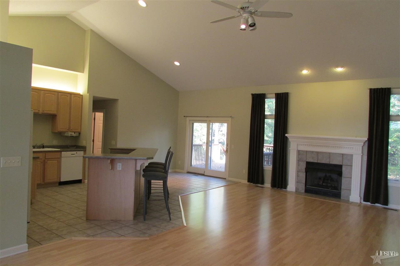 501 Blackthorn Cv, Fort Wayne, IN 46804 photo 6