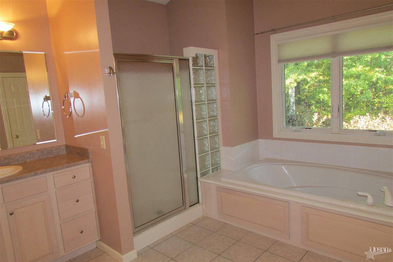 501 Blackthorn Cv, Fort Wayne, IN 46804 photo 13