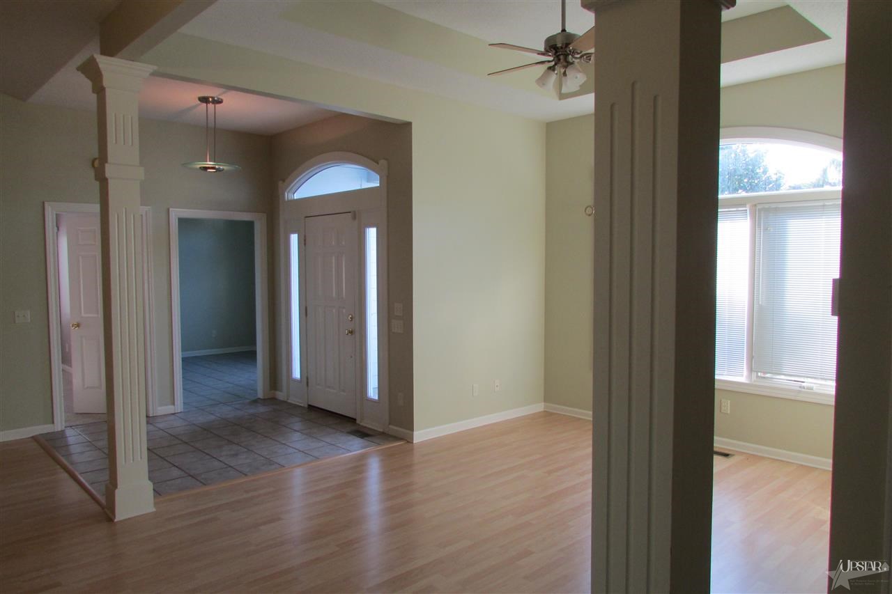 501 Blackthorn Cv, Fort Wayne, IN 46804 photo 5