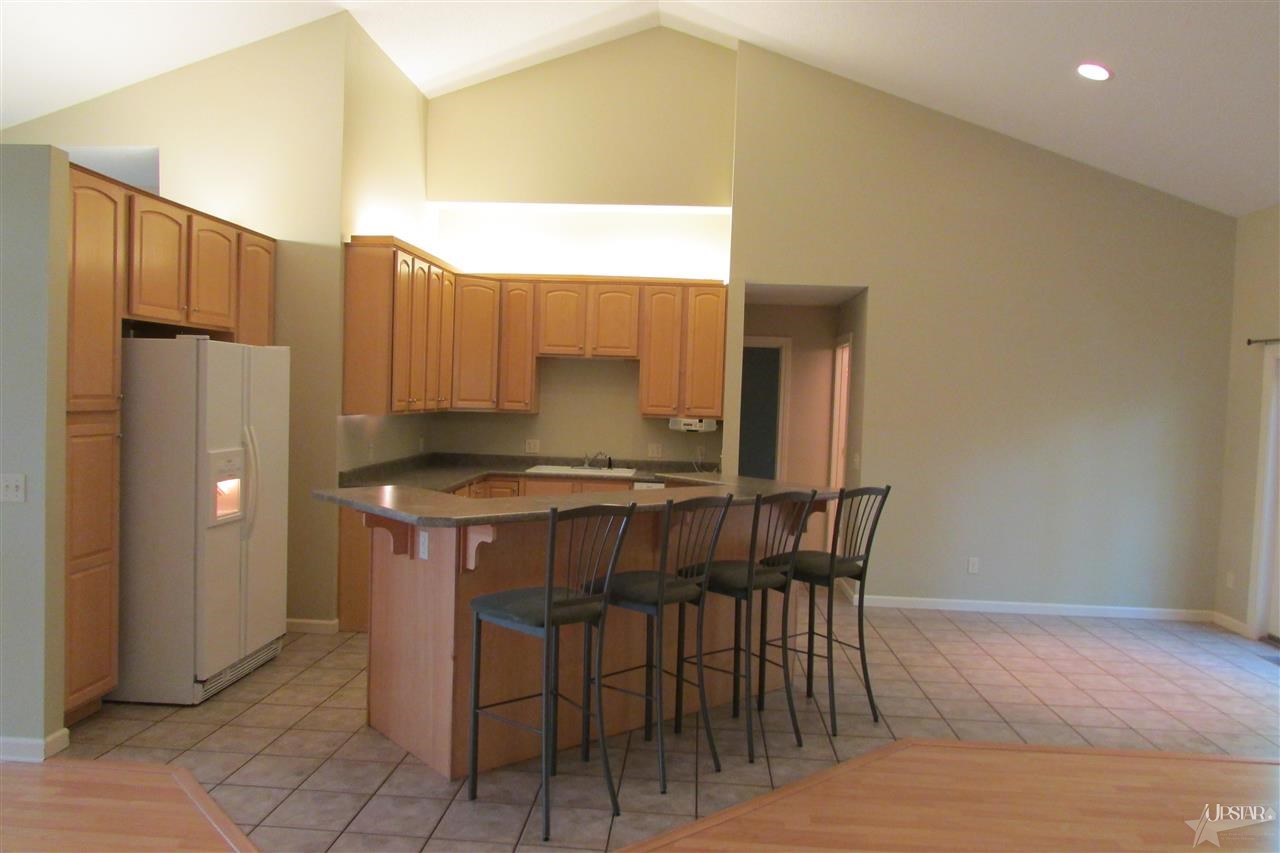 501 Blackthorn Cv, Fort Wayne, IN 46804 photo 7